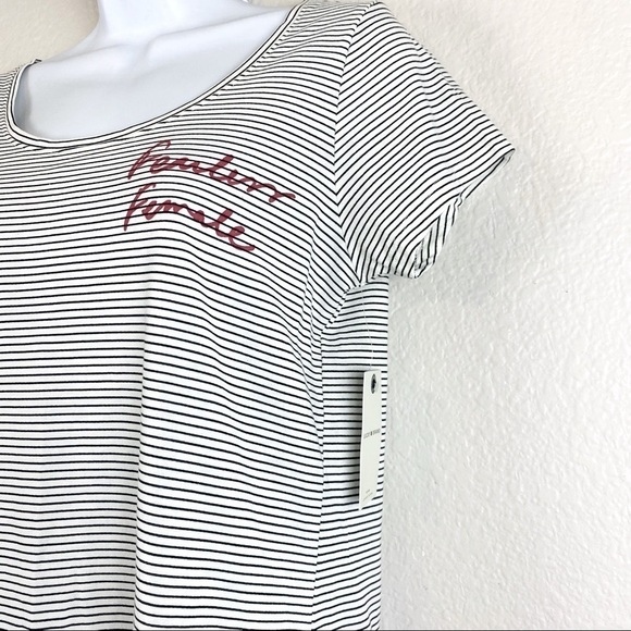 Lucky Brand Fearless Female Graphic Print T-Shirt Size S - Picture 1 of 12